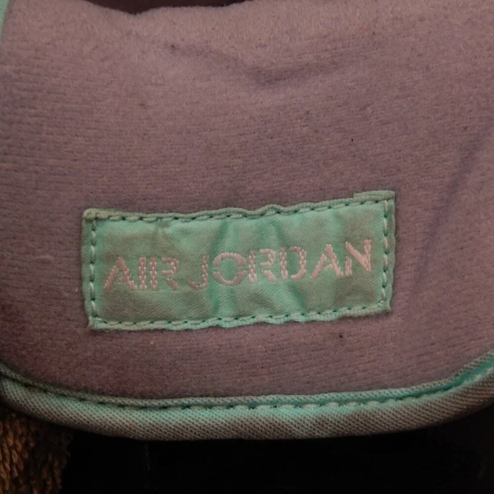 Air Jordan 1's Retro '89 Green Glow😎 - Picture 8 of 9